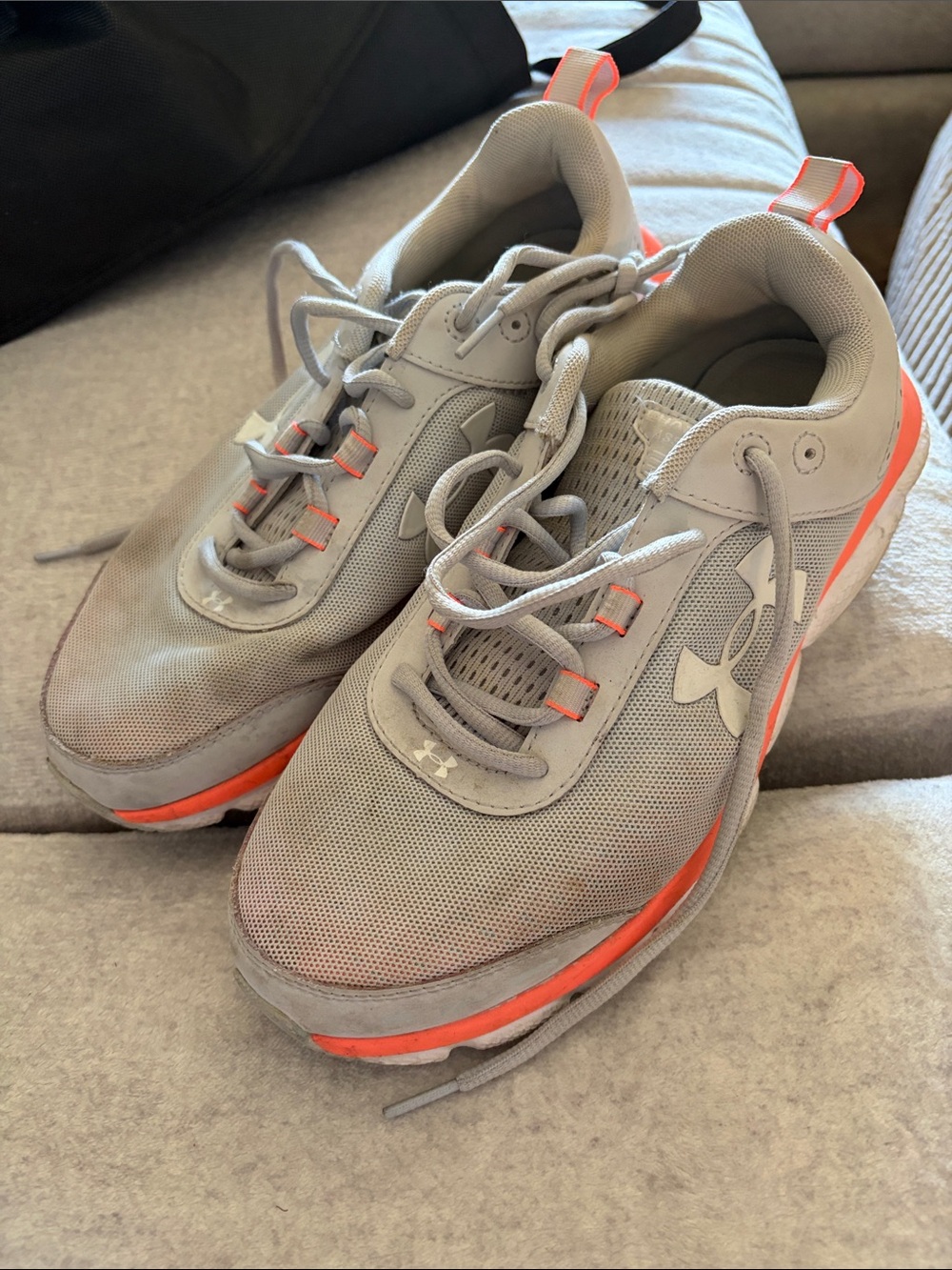 Under Armour Light Gray Athletic Sneakers with Bright Orange Highlights - 10
